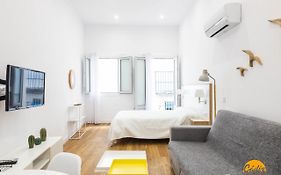 Estudio Gaviota by Cadiz Time